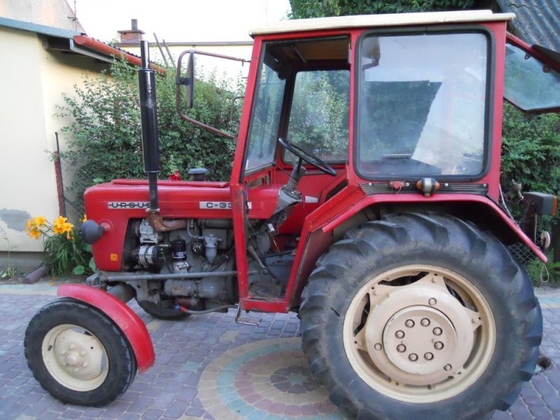 URSUS C-330 — zdjęcie 1