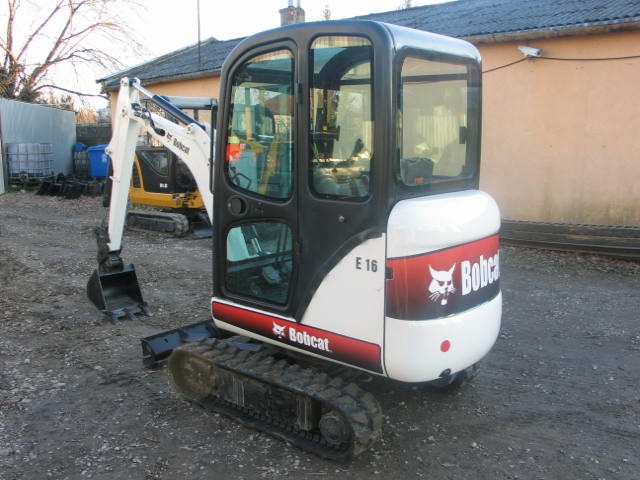 Bobcat E16 z 2012, 2013 oraz 2014 roku — zdjęcie 4