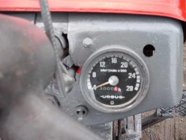 URSUS C330 — zdjęcie 3