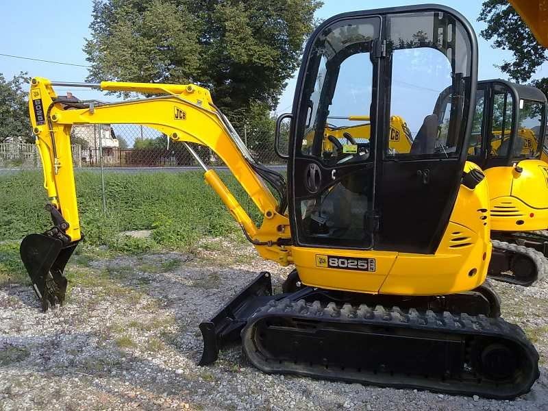 JCB 8025 ZTS 2006 rok — zdjęcie 1