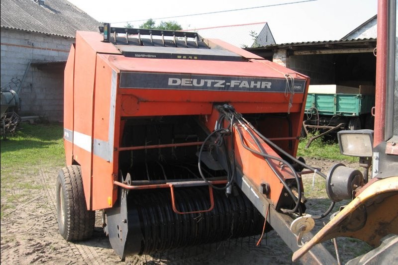 PRASA BELUJĄCA DEUTZ-FAHR — zdjęcie 3