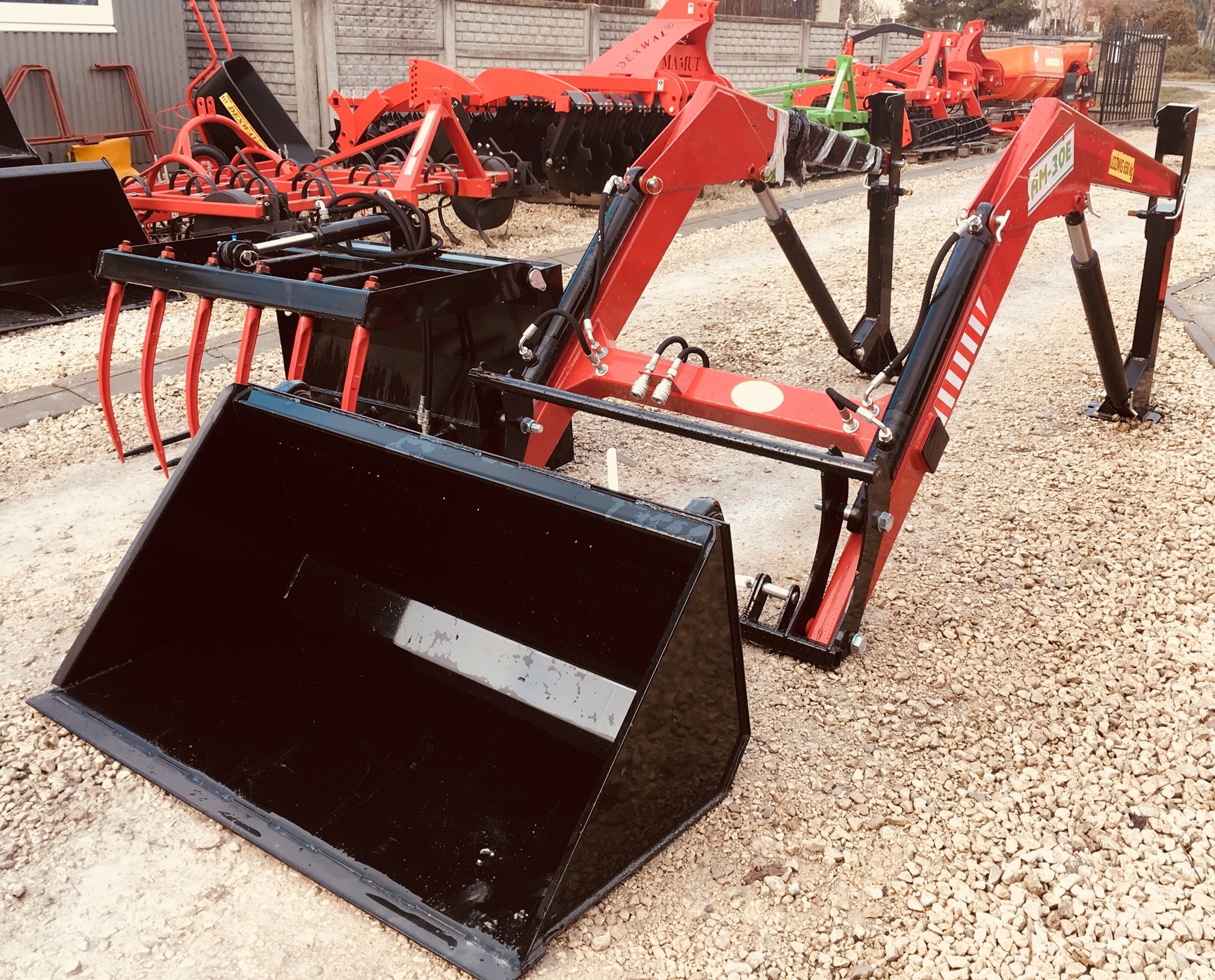 Ładowacz czołowy TUR C360 euroramka KOMPLET TRANSPORT  — zdjęcie 3