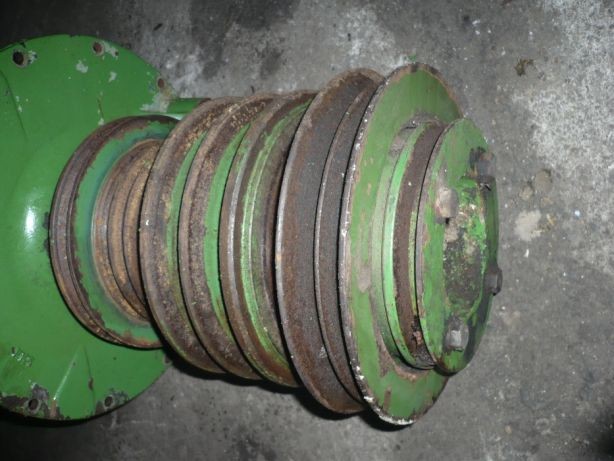 Przystawka silnika tarcza koła pasowe John Deere 1065,1075,1174,1177 — zdjęcie 2