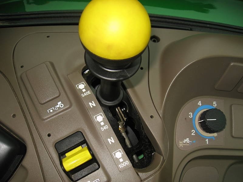 John Deere 5080 R — zdjęcie 4