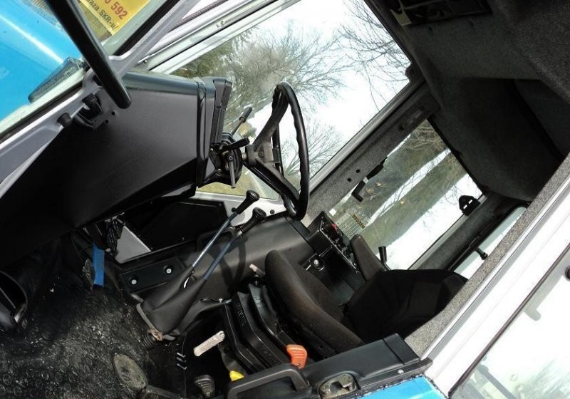 LANDINI 8880  napęd 4x4 — zdjęcie 5