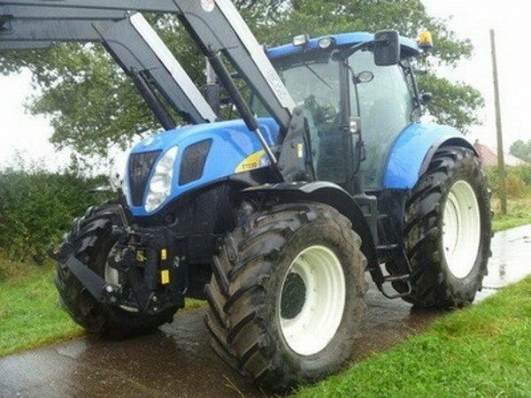2008 New Holland T7030 — zdjęcie 1