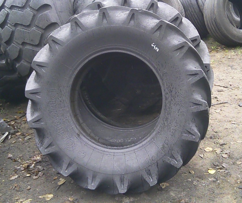 (G788)  Opona 16.9-28 Continental  — zdjęcie 2