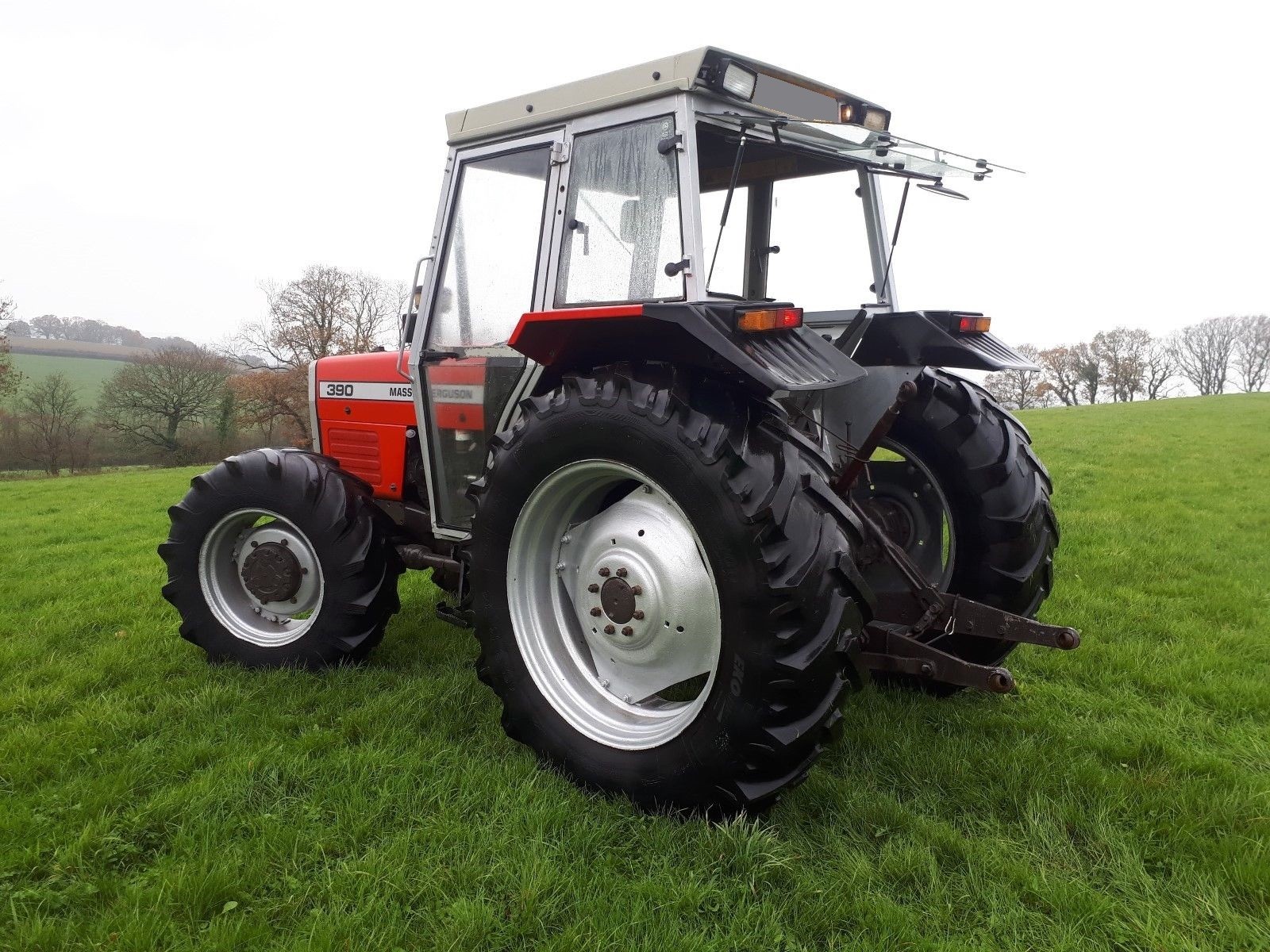 Massey Ferguson 390 — zdjęcie 2