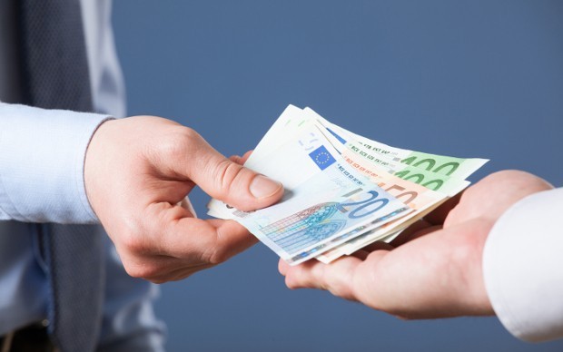 Pomoc finansowa dla osób fizycznych i firm