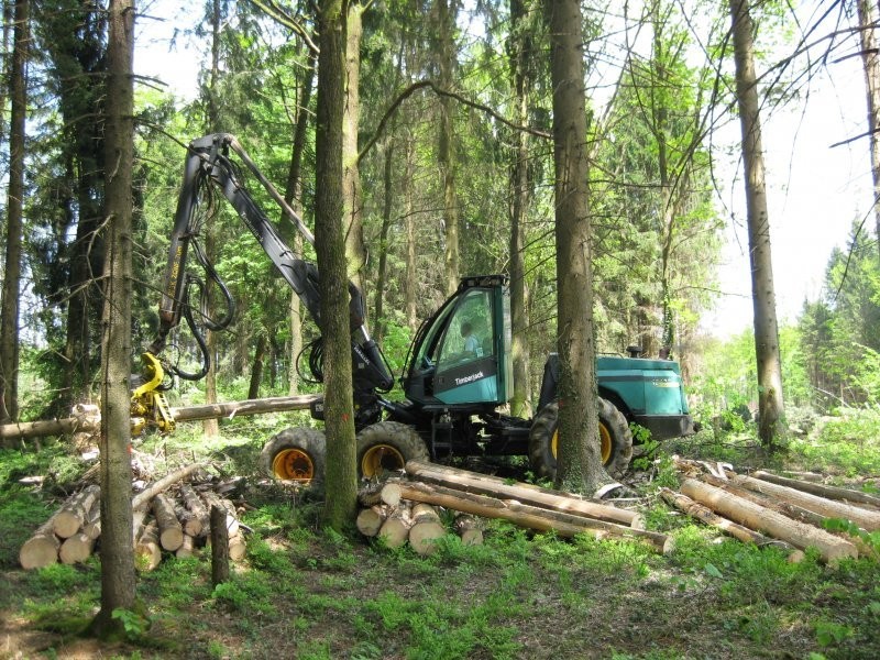 Harwester Timberjack 1270B — zdjęcie 1