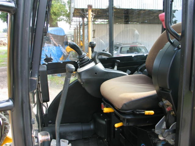 Sprzedam koparkę gąsienicową JCB 8025 zts z 2010r. — zdjęcie 8