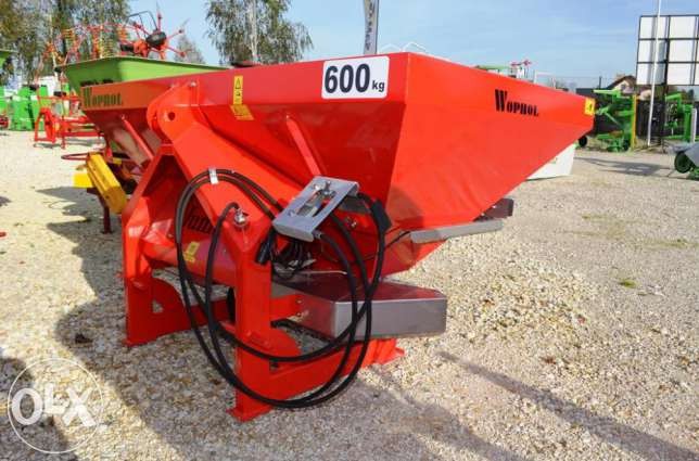 Rozsiewacz nawozów 2-tarczowy Woprol 600 kg MALOWANY — zdjęcie 2