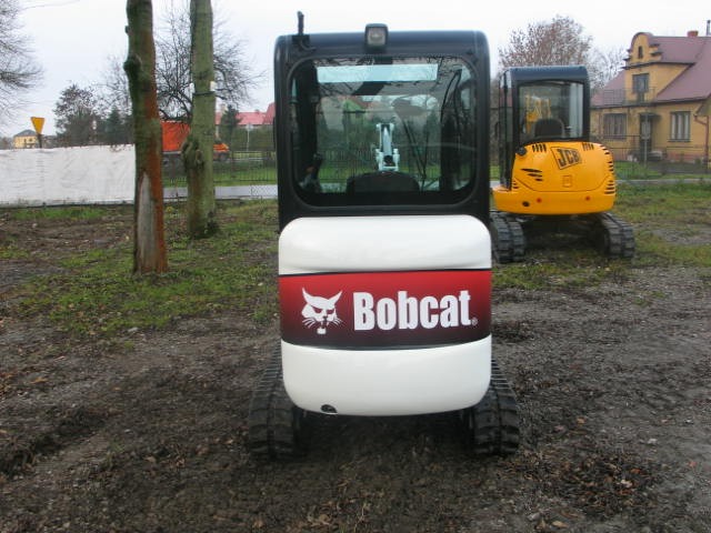 Mini koparka Bobcat E14 z 2012 roku - sprzedam — zdjęcie 4