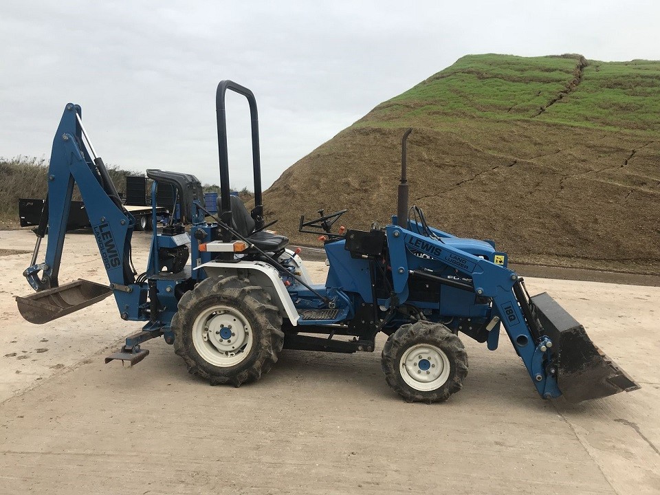 New holland I2/20 + ładowacz czołowy — zdjęcie 3