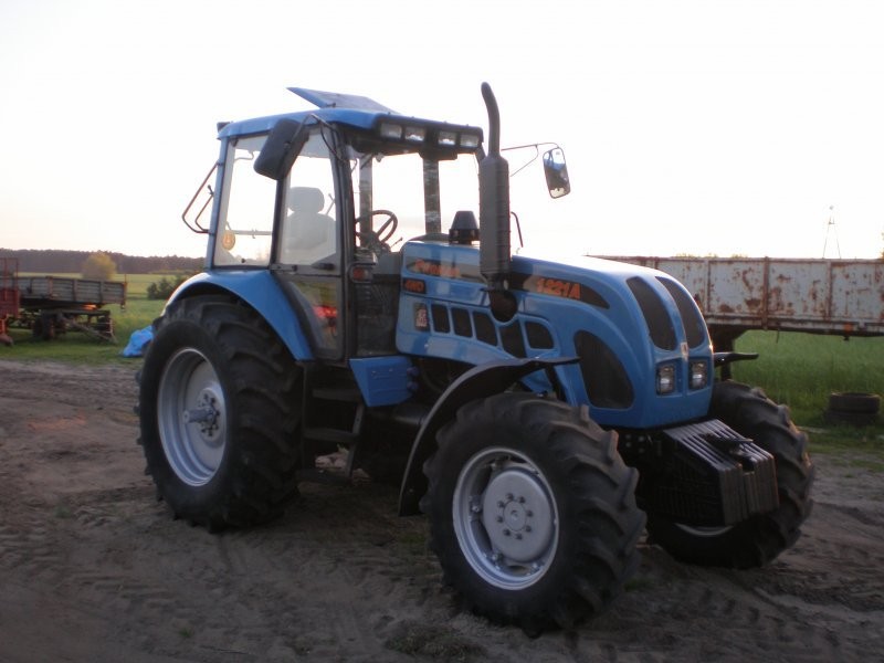Mtz PRONAR 1221 2004r stan idealny 1400mth 130km — zdjęcie 2