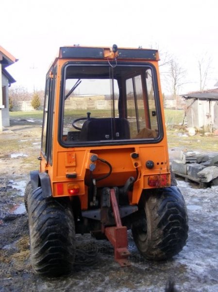Super ciągniczek ogrodniczy HOLDER — zdjęcie 2