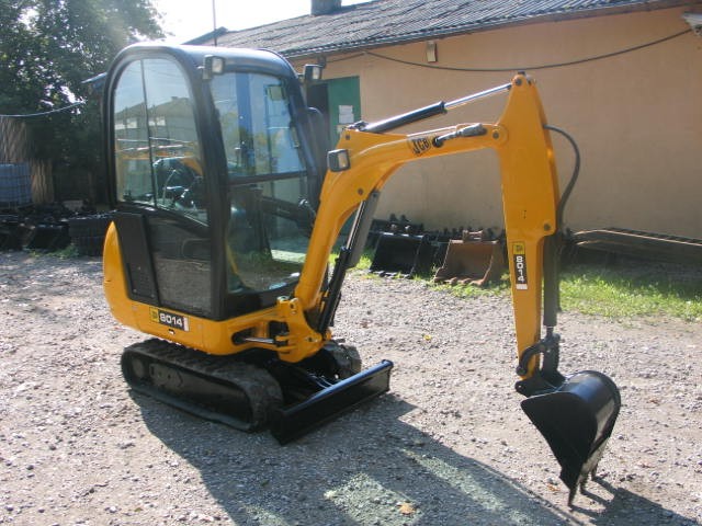 Sprzedam minikoparki JCB 8014 z 2005 roku — zdjęcie 4