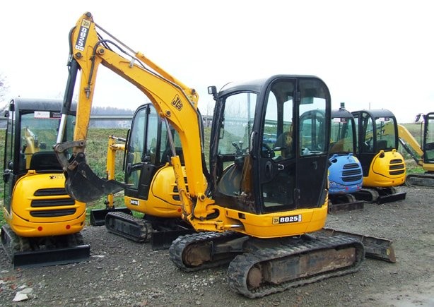Minikoparka  JCB 8025 ZTS z roku 2008.. — zdjęcie 1