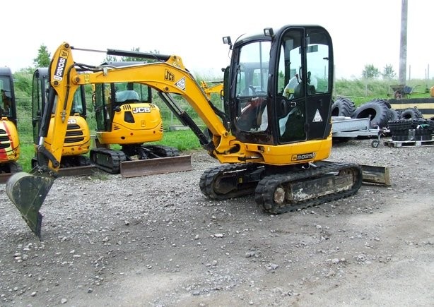 Mini koparka JCB 8025 ZTS