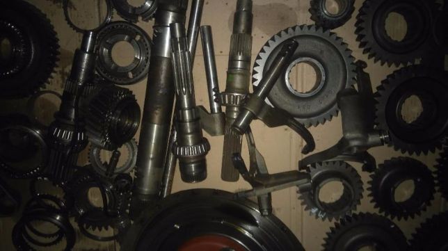 Części Massey Ferguson 3125, 3060, 3065, 3070, 3075, 3080, 3085, 3090, — zdjęcie 7