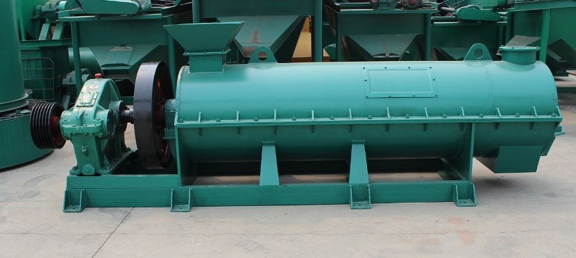 Granulator obornika