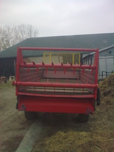 Rozrzutnik obornika 4T — zdjęcie 2