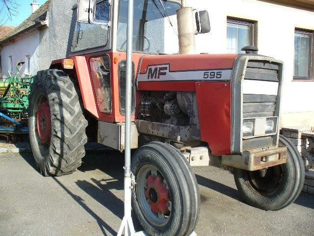 Ciągnik Mf-595 — zdjęcie 2