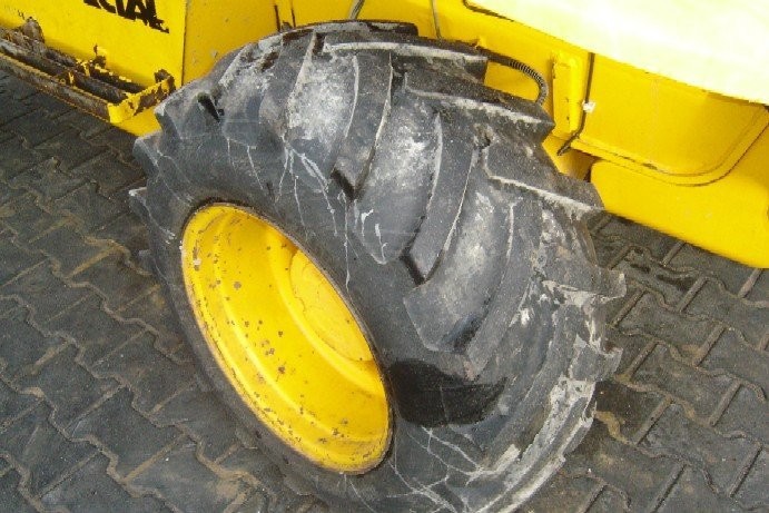 JCB 2002r Ładowarka teleskop 520-50 — zdjęcie 3