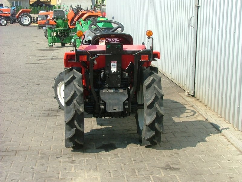 Mini traktorek Yanmar AF14 14KM 4x4 — zdjęcie 5