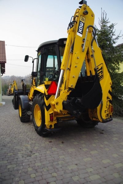 JCB 3CX CONTRACTOR 2004 rok — zdjęcie 2