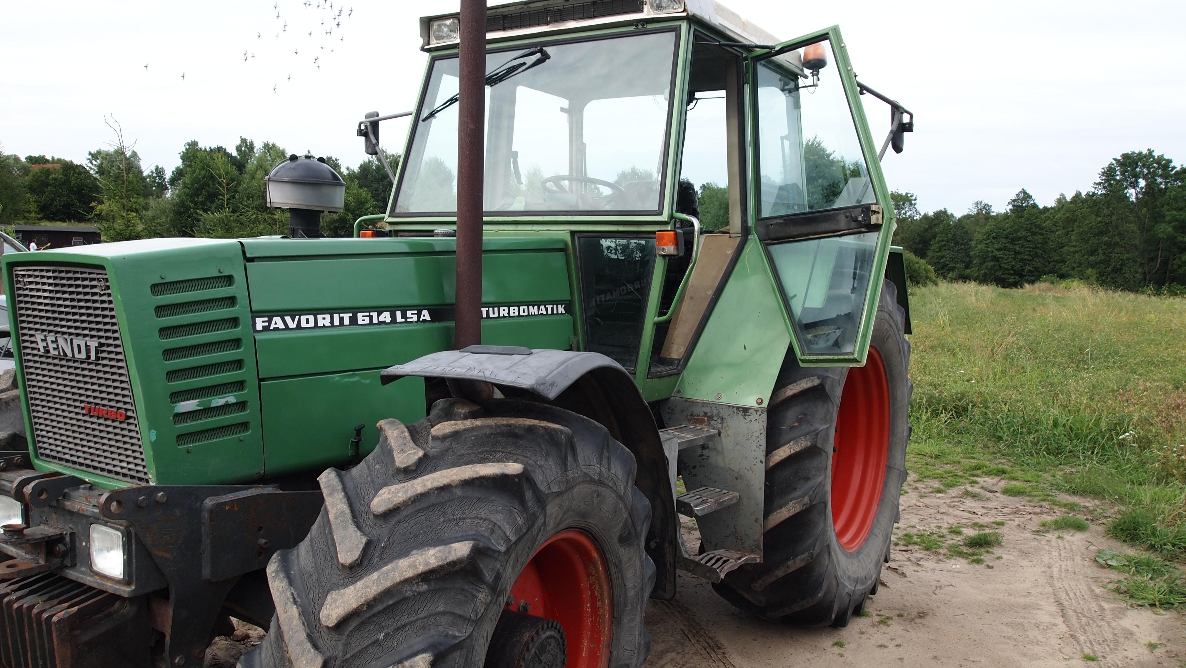 CIĄGNIK FENDT FAVORIT 614 LSA — zdjęcie 3