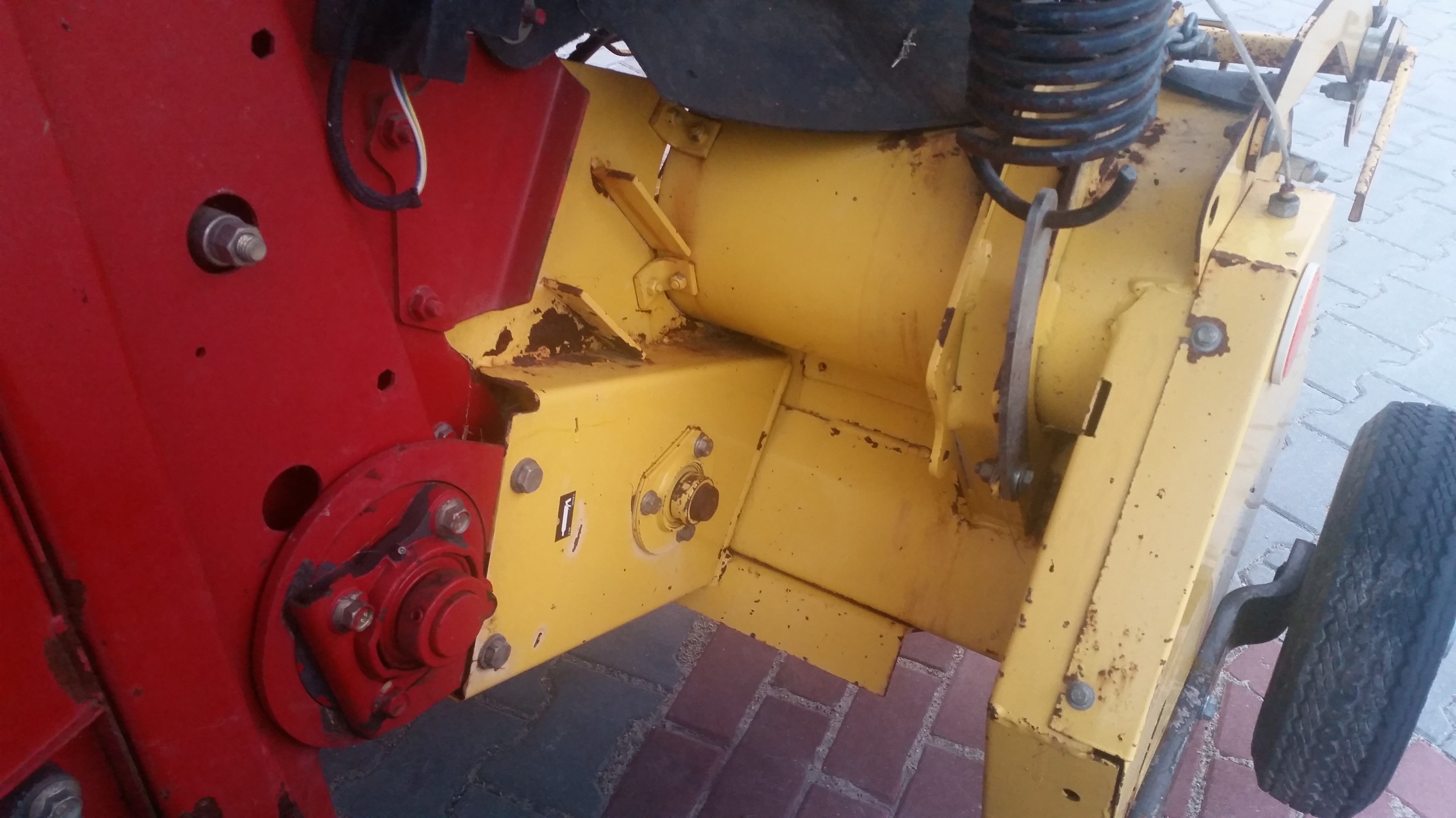New Holland BR 740 Prasa rolująca — zdjęcie 8