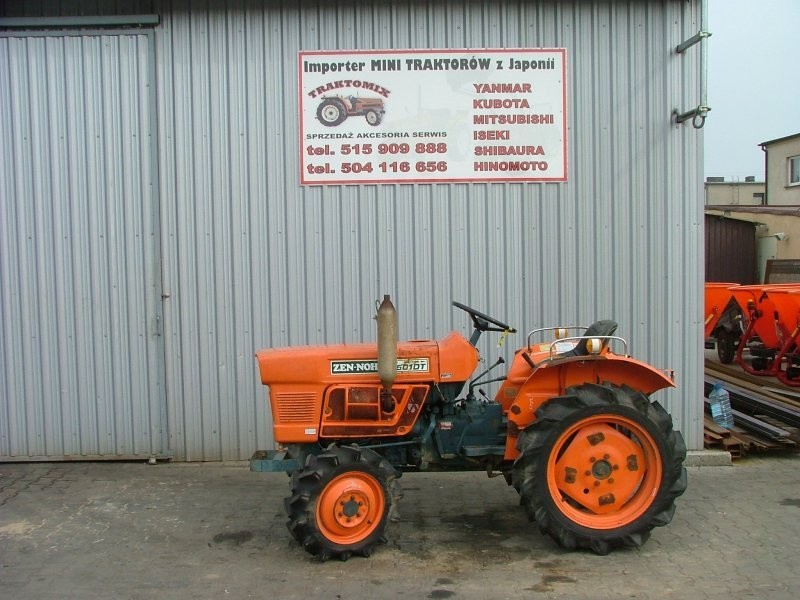 Mini traktorek Kubota ZL1501DT — zdjęcie 2