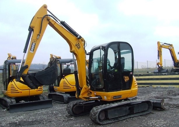 JCB 8055  RTS - rok 2008