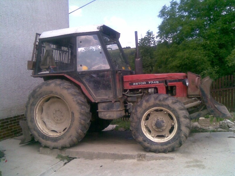 predám zetor 7745