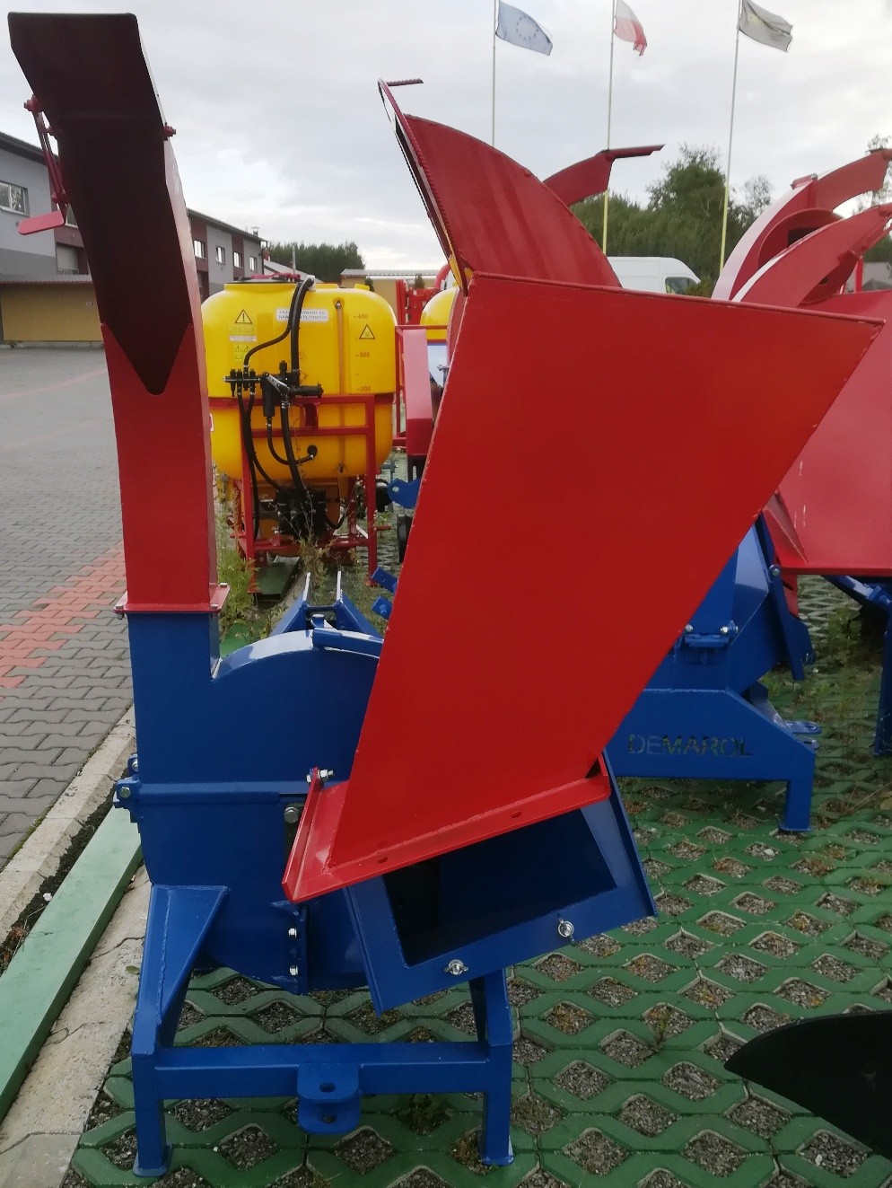 Rębaki tarczowe R-12 Polskie rębak tarczowy do drzewa gałęzi Nowy — zdjęcie 3