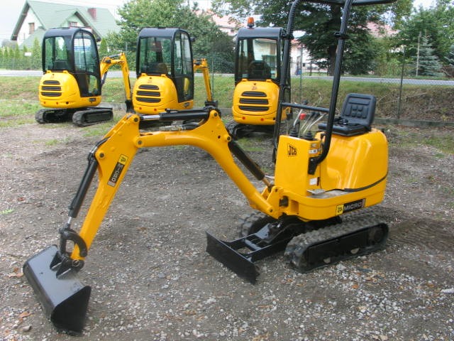 Minikoparka JCB Micro 8008 z 2012 roku - sprzedam — zdjęcie 7