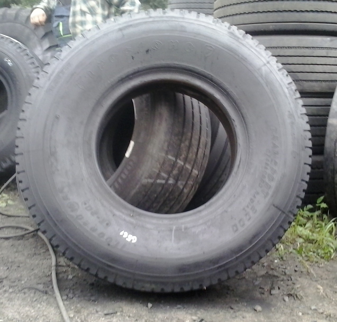 (G561) Opona 11.00 R20 Firestone  — zdjęcie 2