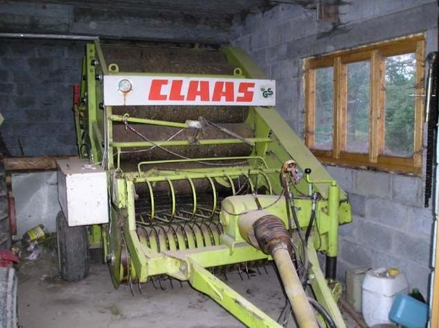 CLAAS ROLLANT 44 - stan BDB — zdjęcie 1