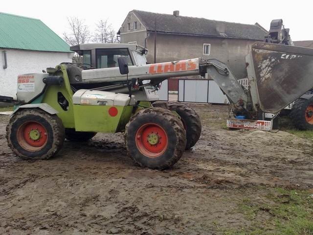 Ładowarka teleskopowa Claas Ranger 965 Plus