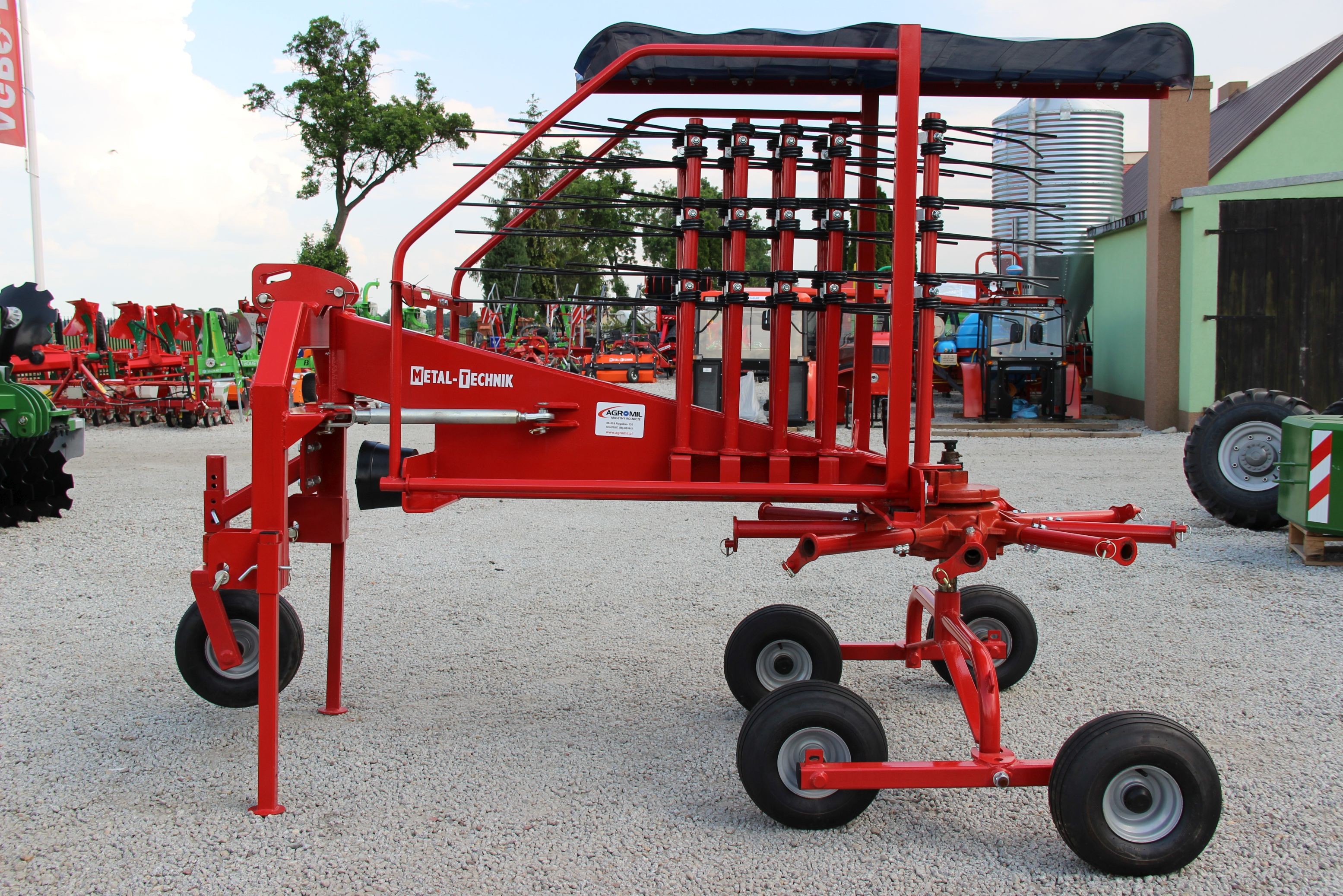Zgrabiarka zgrabiarki karuzelowa tandem METAL TECHNIK NOWA — zdjęcie 2