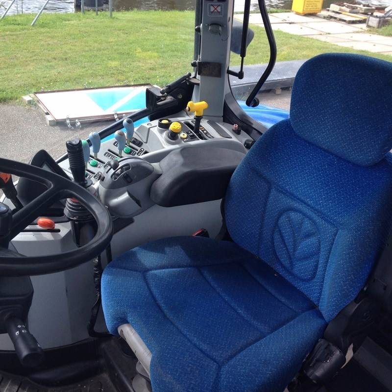 New Holland T6040 ELITE — zdjęcie 2