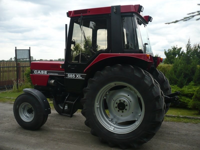 CASE 585XL — zdjęcie 4