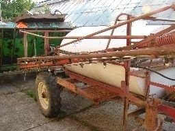 OPRYSKIWACZ 20METROW 2000 LITROW SPRZEDAM SZCZECIN