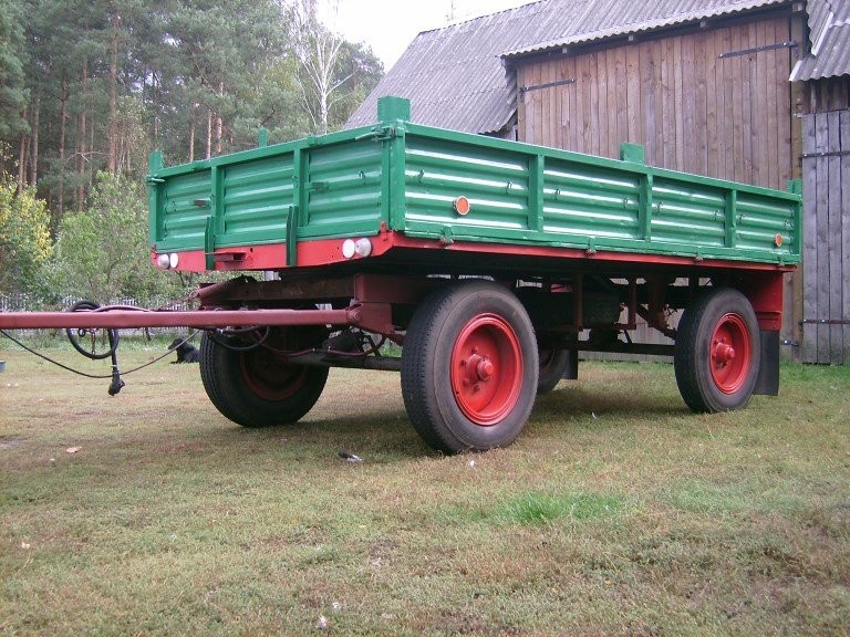 przyczepa  rolnicza — zdjęcie 2