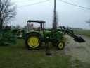 CIĄGNIK JOHN DEERE 510 Z TUREM I KOSIARKĄ — zdjęcie 2