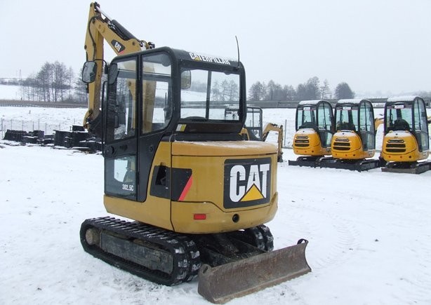 Caterpillar 302.5C - 2008 r. — zdjęcie 2