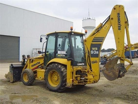 Komatsu WB 93-R Koparko-ladowarki — zdjęcie 4