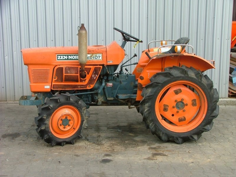 Mini traktorek Kubota ZL1501DT — zdjęcie 1