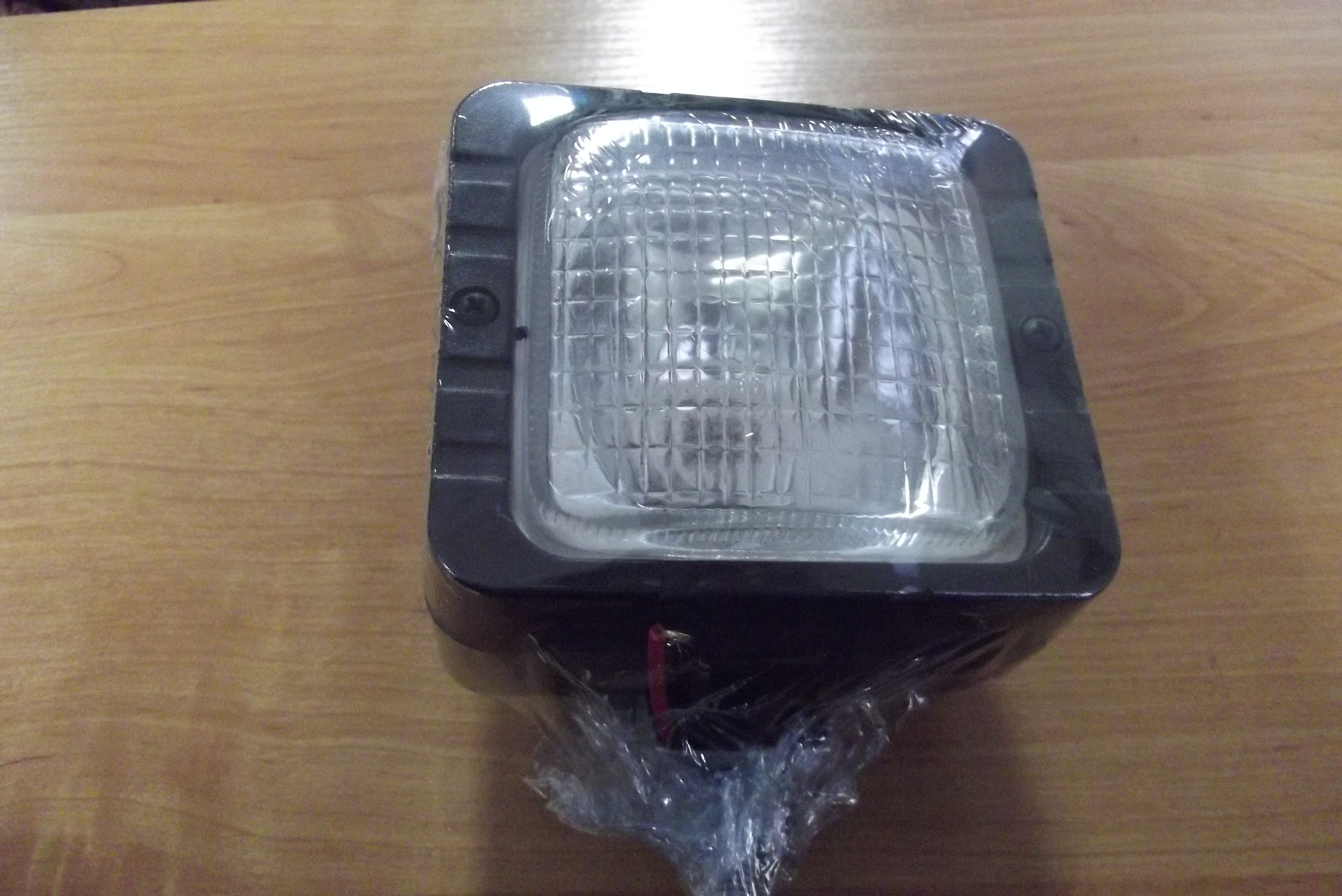Lampa robocza (halogen) H3 55W 12V — zdjęcie 1